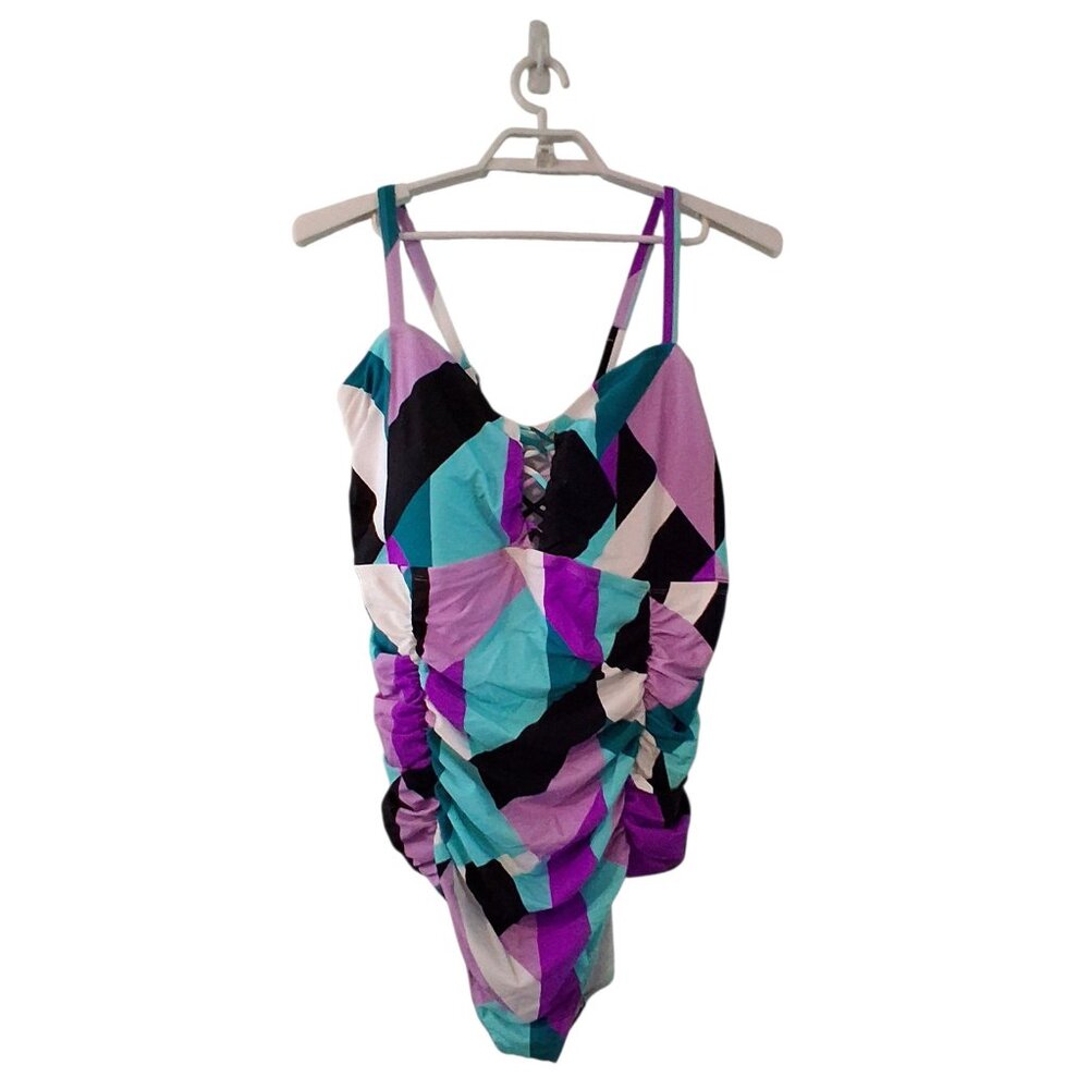 Torrid swimsuit 5x Wireless lattice front ruched one piece Giant Geo print